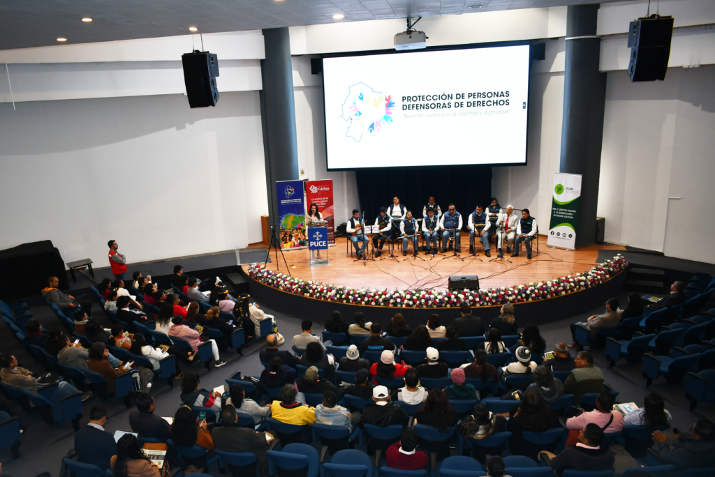 Fortaleciendo la Defensa de los Derechos Humanos: Socialización del Informe sobre Defensores de Derechos en Ecuador
